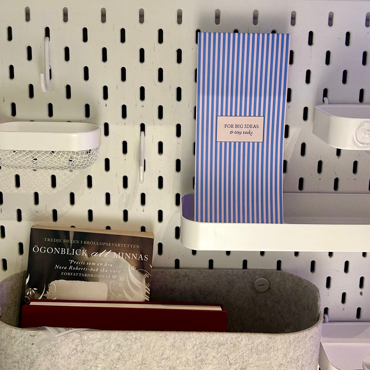 Big Ideas & Tiny Tasks Notepad